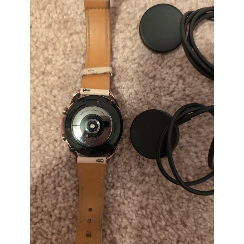 Samsung galaxy watch with 2 charging cords